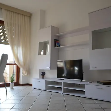 Apartment Giusy Monreale *